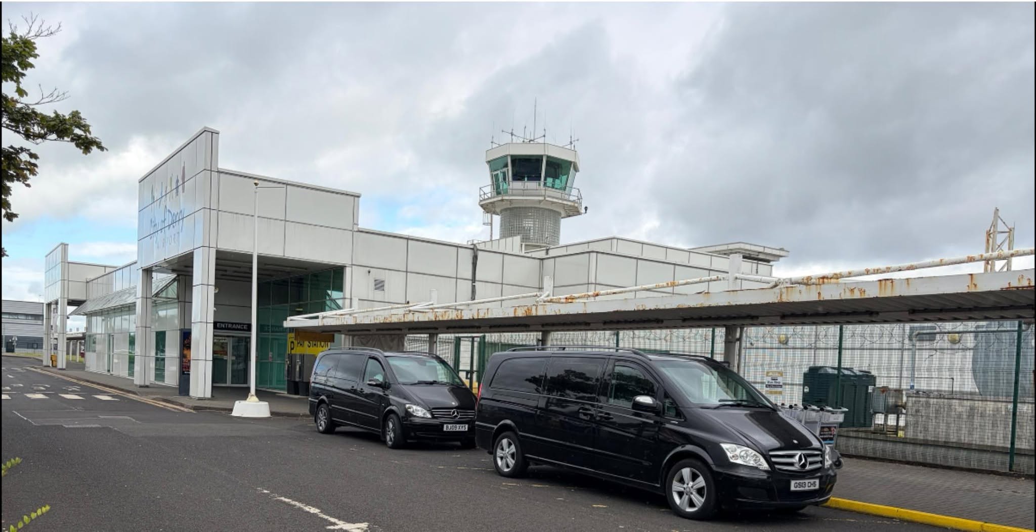 Private Airport Transfers Northern Ireland and Ireland.
